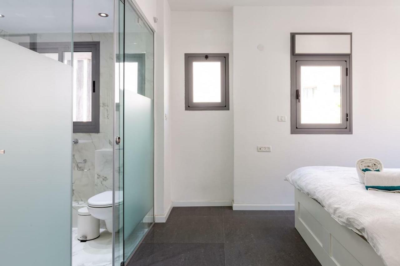 Apartamento de 75 m2, 2 quarto(s) e 2 banheiro(s) em Area de praia Tel Aviv Exterior foto