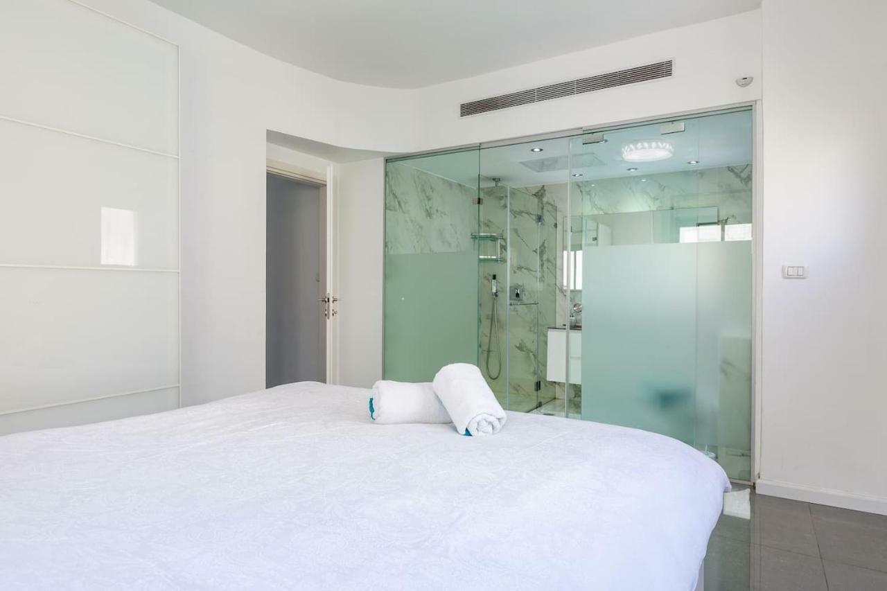 Apartamento de 75 m2, 2 quarto(s) e 2 banheiro(s) em Area de praia Tel Aviv Exterior foto