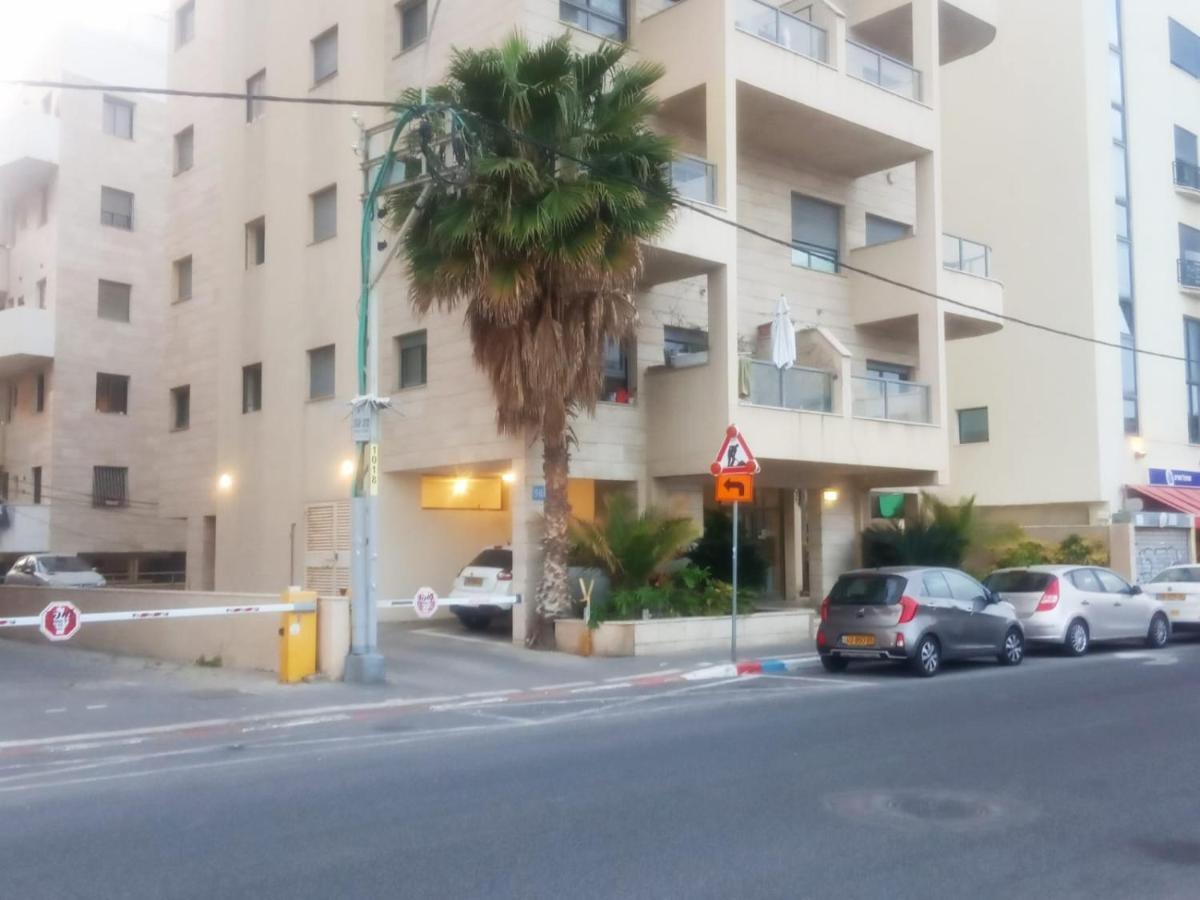 Apartamento de 75 m2, 2 quarto(s) e 2 banheiro(s) em Area de praia Tel Aviv Exterior foto